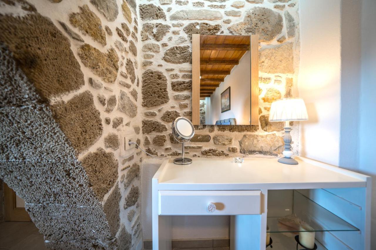 Mary'S Stone House Daire Falasarna Dış mekan fotoğraf