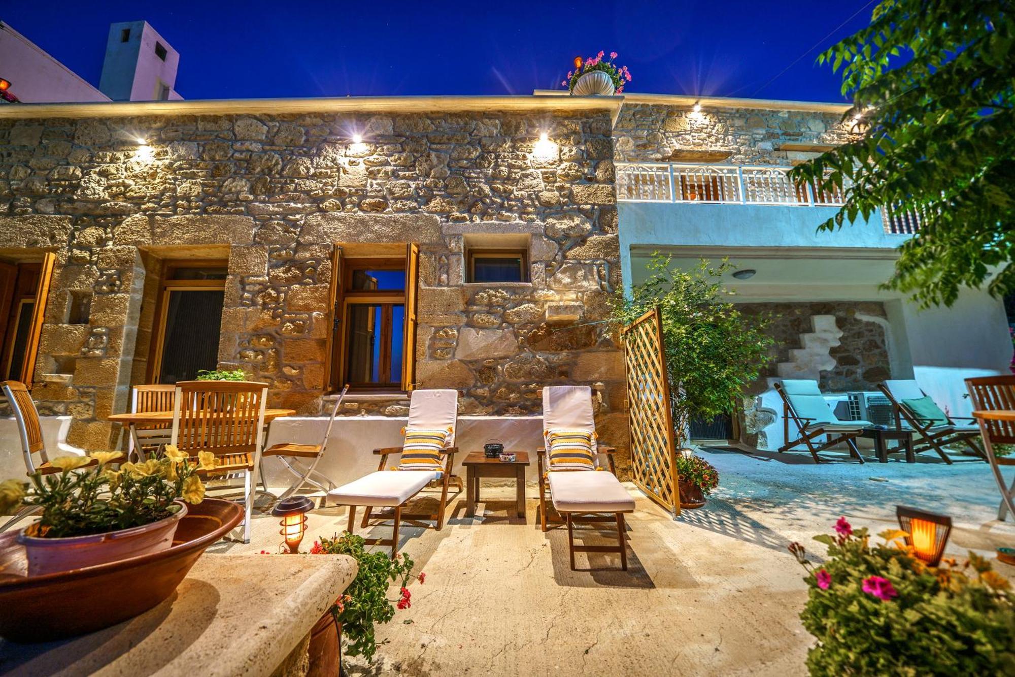 Mary'S Stone House Daire Falasarna Dış mekan fotoğraf
